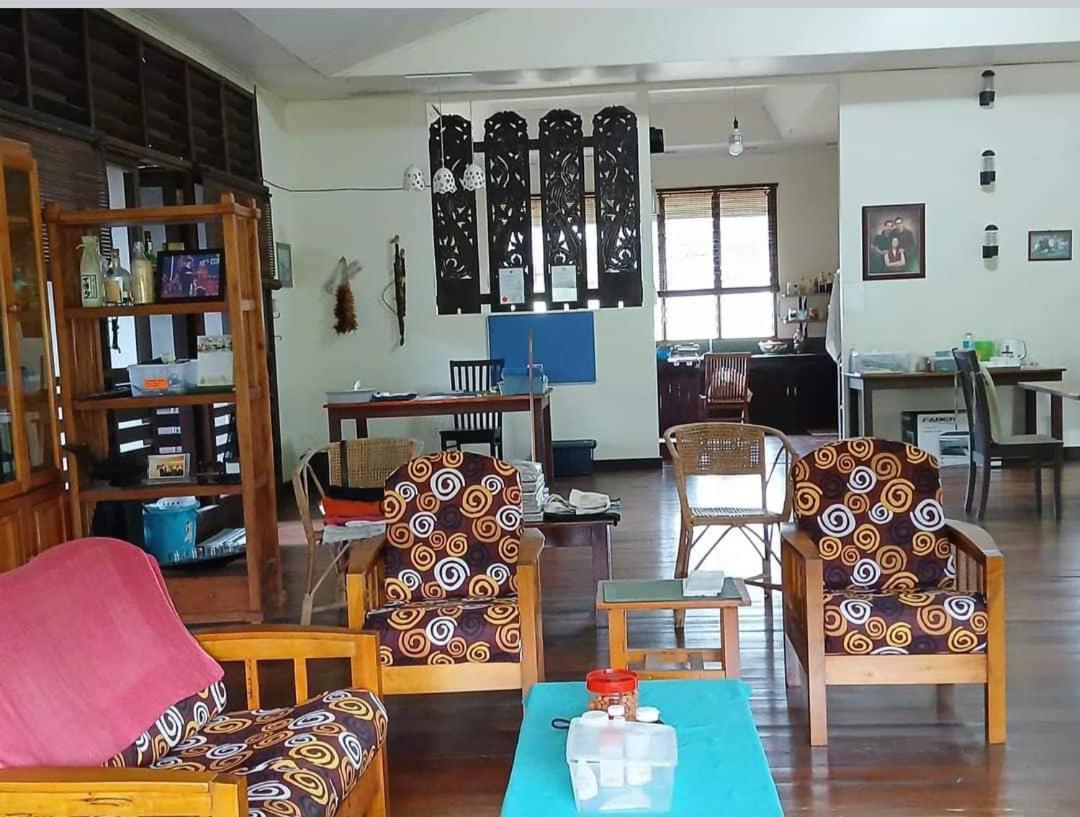 Mulu Tribal Homestay エクステリア 写真