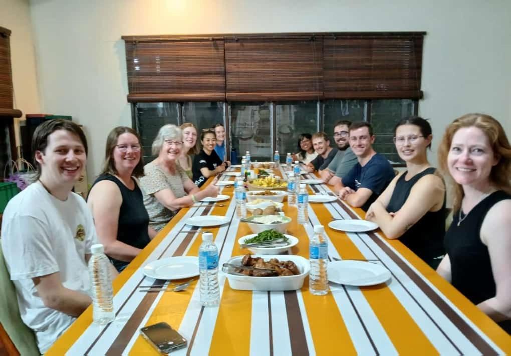 Mulu Tribal Homestay エクステリア 写真